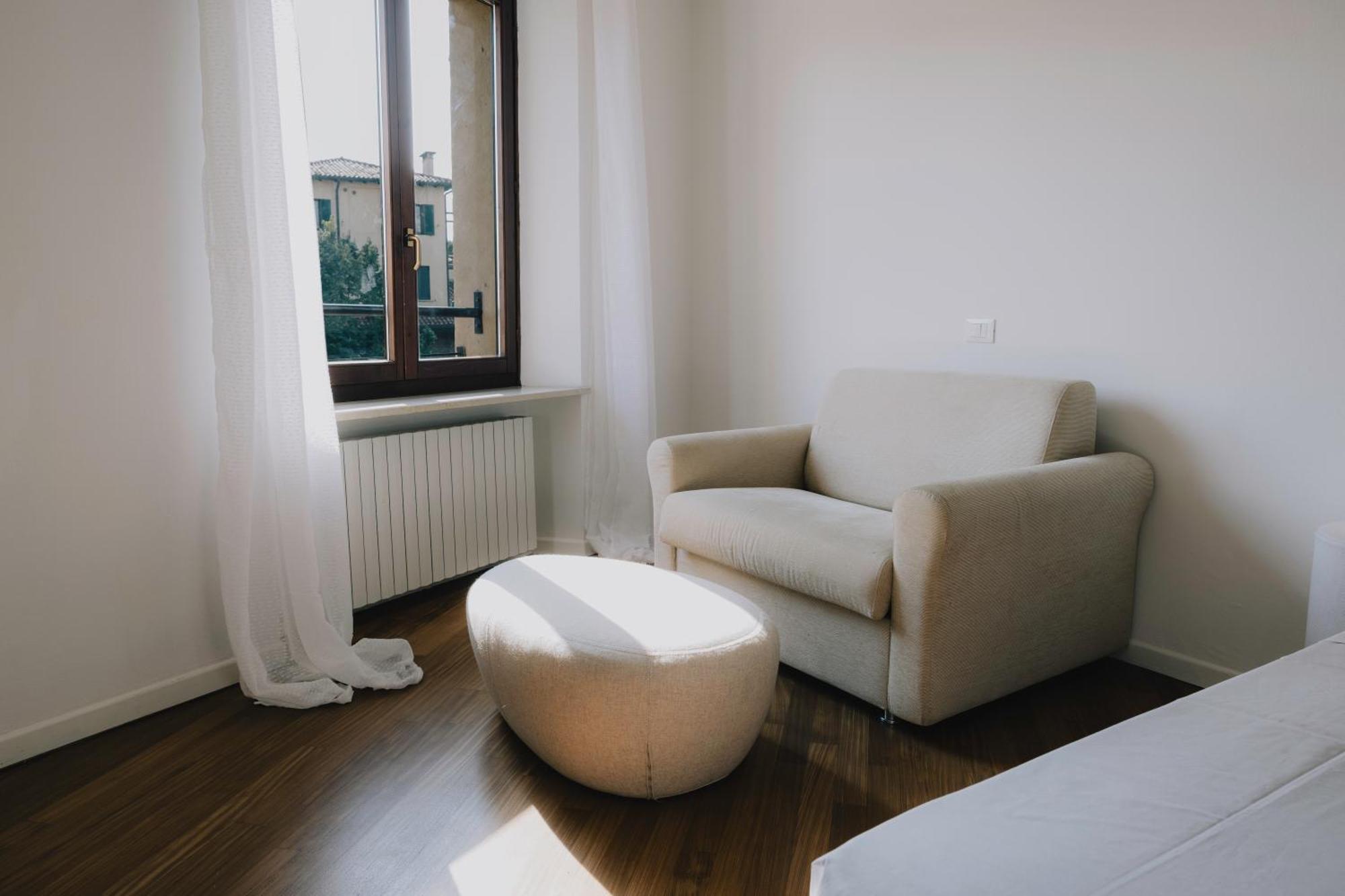 Cavour Luxury Apartments Verona Bagian luar foto